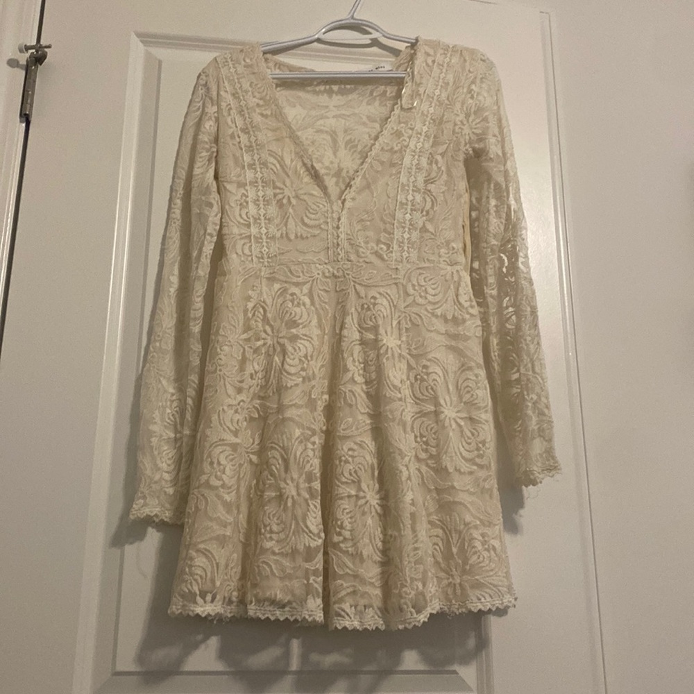 Fashionable Bohemian Long Sleeve Lace Dress